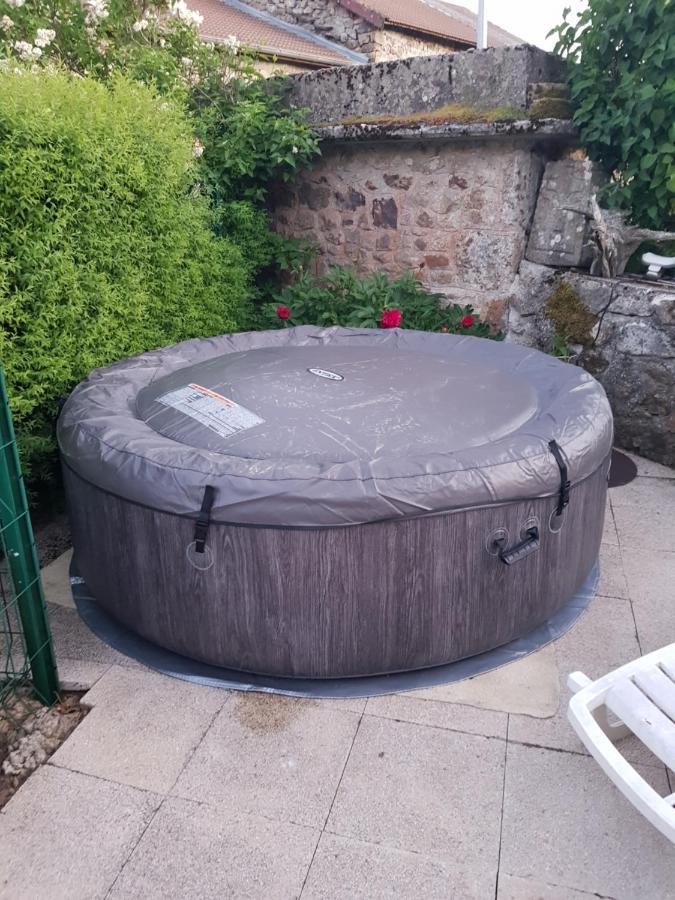 Bed and Breakfast La Varenne Lachapelle-Graillouze Exterior foto