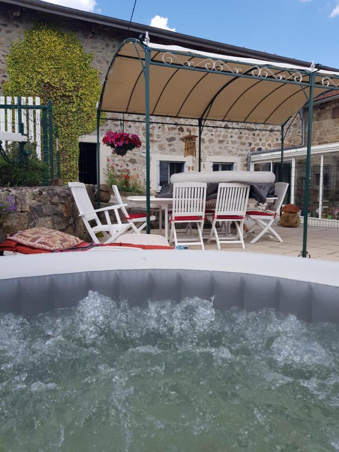 Bed and Breakfast La Varenne Lachapelle-Graillouze Exterior foto